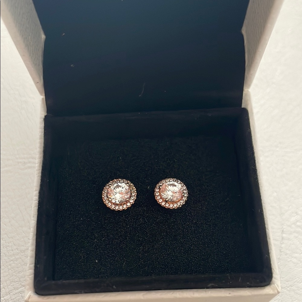Pandora Elegant Rose Gold Stud Earrings